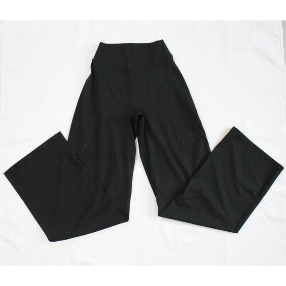 New Size Medium Women’s Buttery Soft Wide Leg Leggings Black Stretch Flares - Picture 1 of 1